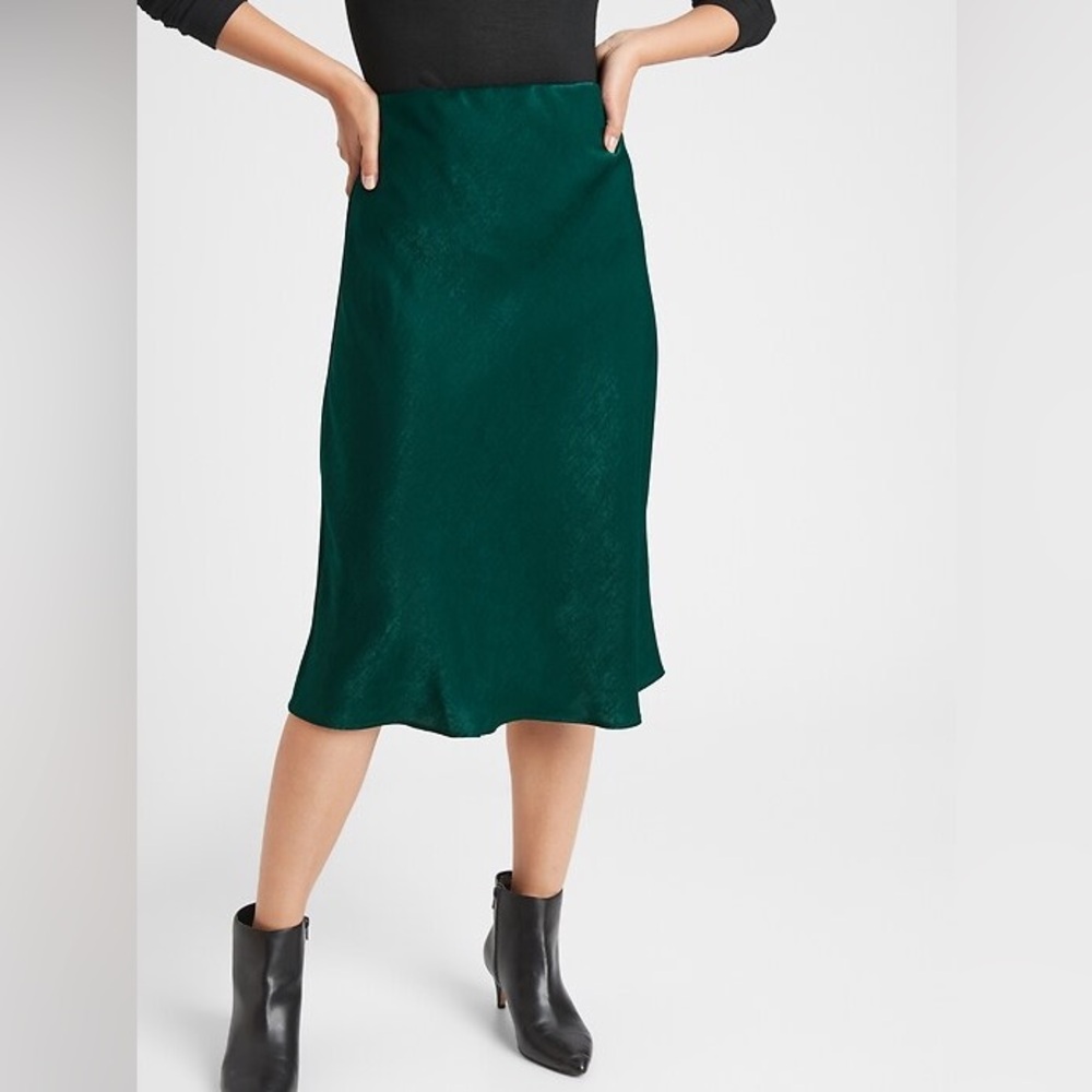 Banana Republic Deep Emerald Satin Midi Skirt